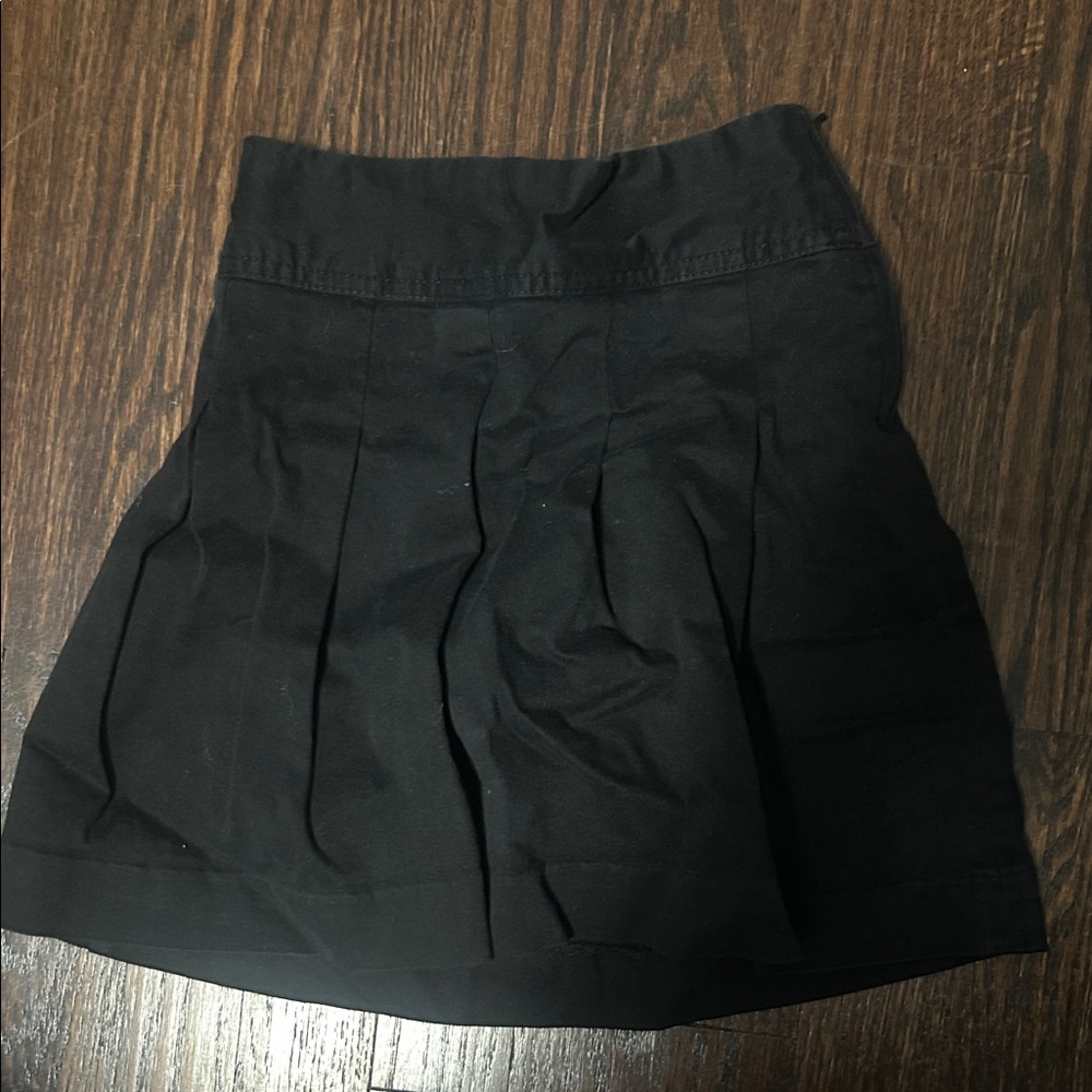 Place Black Skirt